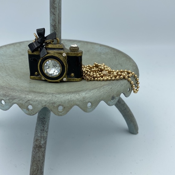 Betsey Johnson Camera Pendant Necklace - Picture 8 of 8